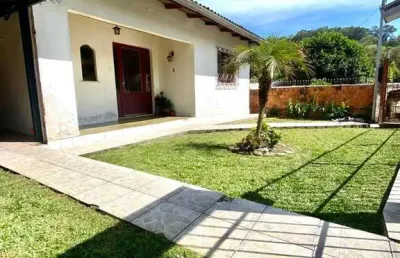 Casa com 3 quartos à venda na nossa senhora da saúde, caxias do sul  por r$ 500.000
