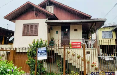 Casa com 6 quartos à venda no rio branco, caxias do sul  por r$ 460.000