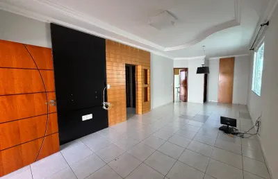 Linda casa a venda no bairro jardim inconfidência / karaiba com piscina