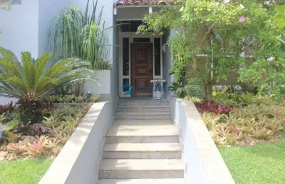 Casa à venda no condomínio novo leblon  barra da tijuca, com 5 quartos (2 suítes) por r$5.500.000,00
