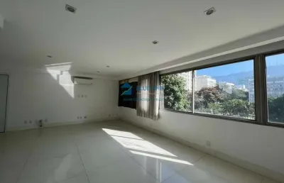 Apartamento para locação na avenida general san martin - leblon - com 150m² por r$16.000,00