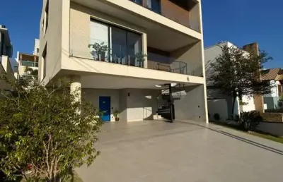 Lindíssima casa no condomínio quinta dos lagos, jundiaí
