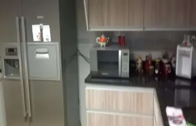Casa com 3 quartos à venda na Rua Edson Silveira Swain, 130, Vila Galvão, Jundiaí