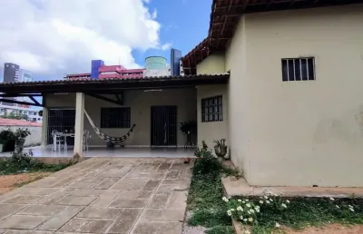 Casa com 4 quartos à venda no Candelária, Natal 