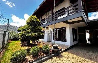 Casa com 4 quartos para alugar no Rau, Jaraguá do Sul 