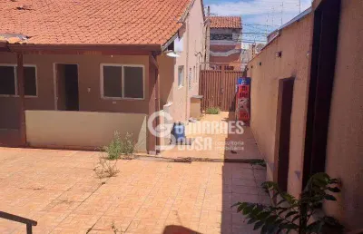 Casa com 3 dormitórios à venda, 260 m² por r$ 1.050.000,00 - centro - vinhedo/sp