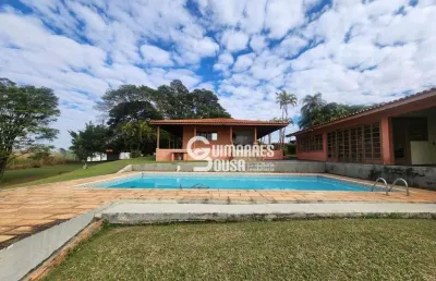 Chácara / sítio com 3 quartos à venda na Rua Paschoal Galbieri, Bom Jardim, Jundiaí