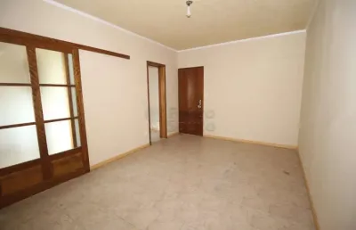 Apartamento de 2 quartos no edifício residencial montreal
