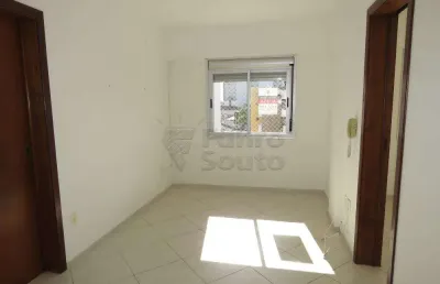 Apartamento com 1 quarto para alugar na Rua Santa Cruz, ., 128130462, Centro, Pelotas