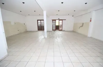Espaçosa sala comercial com recursos exclusivos na avenida ferreira viana