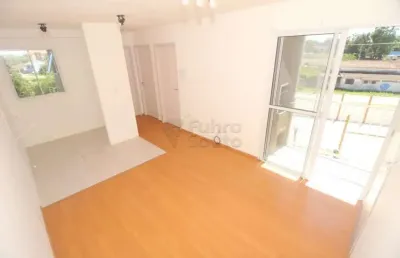 Apartamento com 2 dormitórios no areal no condomínio recanto da figueira.