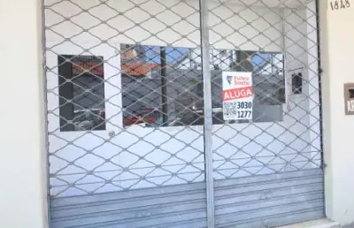 Sala comercial ampla e reformada no centro de pelotas - localização estratégica para o seu negócio!