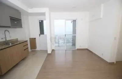 Apartamento com 2 quartos para alugar na Rua Doutor Cassiano, Torre 1, 1180342, Centro, Pelotas