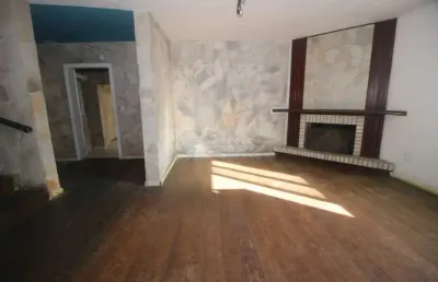 Casa com 5 dormitórios, amplo terreno e grande potencial comercial na avenida duque de caxias - fragata