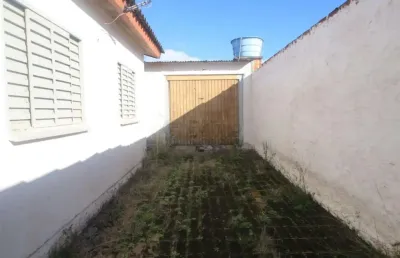 Oportunidade! casa com 2 quartos e garagem na cohab fragata