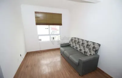 Apartamento mobiliado, 2 dormitórios e com ar-condicionado no parque central