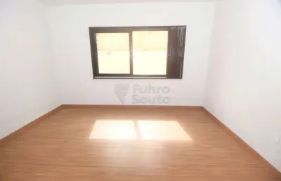 Apartamento com 3 quartos para alugar na Rua Santos Dumont, A, 16803842, Centro, Pelotas