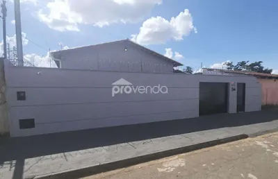 Casa com 3 quartos à venda na Rua 3, Setor Santos Dumont, Goiânia