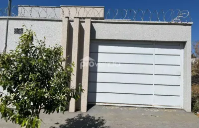 Rua mmm-11. lote 35, quadra 37  casa 02 setor trés marias 1