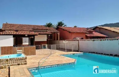 Excelente oportunidade com 6 quartos, piscina, sauna, hidro e churrasqueira!