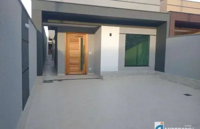 Casa 3 quartos (1 suíte) com churrasqueira próx. a praia no jd. atlântico central