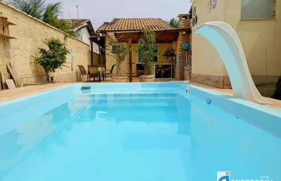 Excelente casa 2 quartos (1 suíte) com piscina e churrasqueira no são bento em itaipuaçu