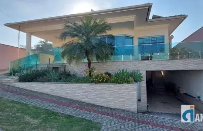Excelente casa de alto padrão c/ 3 quartos à venda, 270 m² por r$ 1.300.000 - cajueiros (itaipuaçu) - maricá/rj