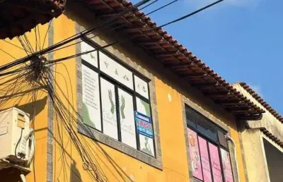Ce201 - excelente sala comercial no centro de maricá!