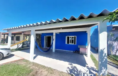 Belíssima residência apta ao financiamento bancário na praia de cidreira/rs