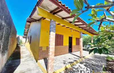Belíssima residência apta ao financiamento bancário na avenida central da praia de cidreira/rs