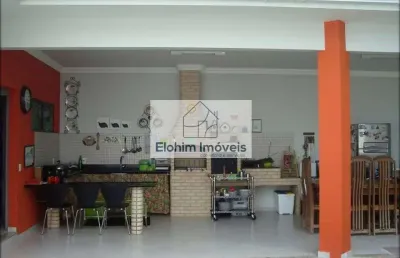 Casa com 4 quartos à venda na Rua Professora Irene Meireles, 581, Glória, Macaé