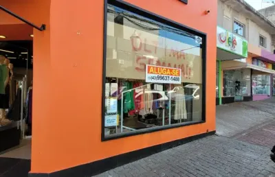 Ponto comercial com 1 sala para alugar na Rua Doutor Oswaldo Cruz, Centro, Apucarana