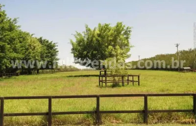 Fazenda à venda no Centro, Tatuí 