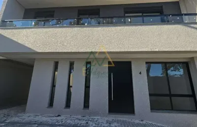 Sobrado em condomínio à venda no bairro alto curitiba pr