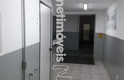 Sala comercial com 4 salas à venda na Rua Silveira Martins, Cabula, Salvador