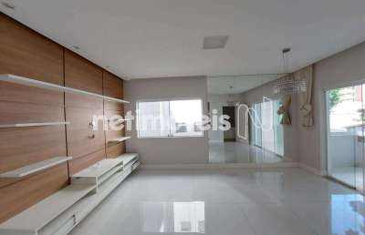 Apartamento com 4 quartos para alugar na Rua Amazonas, 1305, Pituba, Salvador