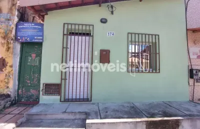 Casa com 2 quartos para alugar na Rua Manoel Lisboa, 174, Itapuã, Salvador