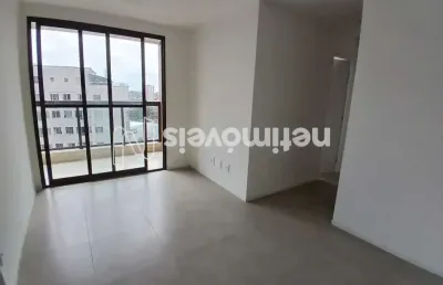 Apartamento com 2 quartos para alugar na Alameda Zulmira Ferreira, 28, Saboeiro, Salvador