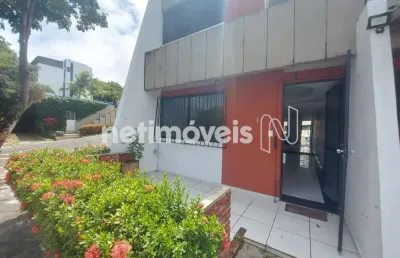 Casa em condomínio fechado com 3 quartos para alugar na Rua Senador Theotônio Vilela, 256, Parque Bela Vista, Salvador