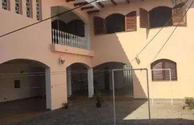 Casa com 3 quartos à venda na Vila Oliveira, Mogi das Cruzes 