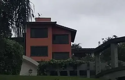 Condomínio alpes de guararema - casa à venda em guararema/sp