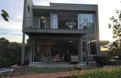 Casa com 4 quartos à venda no Jardim São Pedro, Mogi das Cruzes 