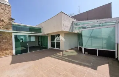 Cobertura dúplex com amplo terraço com espaço gourmet e jacuzzi à venda
