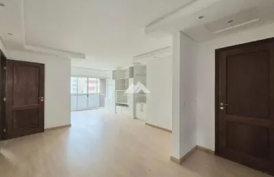 Apartamento ensolarado com vista livre á venda no juvevê próximo ao museu do olho