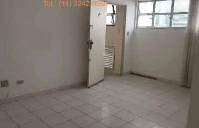 Excelente apto. de 66m² - 02 dormitorios com 01 vaga de garagem - impecável  - òtima localização;