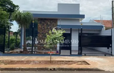Casa com 2 quartos à venda na Rua Allan Kardec, Parque Avenida, Maringá