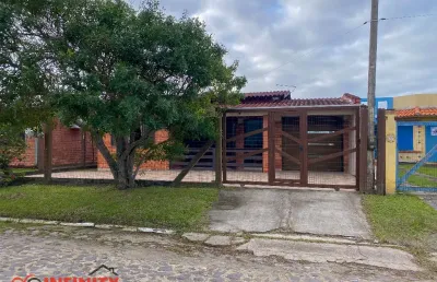 Casa com 3 quartos à venda na Avenida Paraguassú, 0000, Mariluz (Distrito), Imbé
