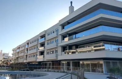Apartamento com 3 quartos à venda em jurerê, florianópolis  por r$ 3.750.000