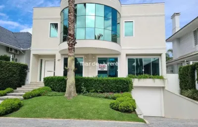 Casa com 4 quartos à venda em jurerê internacional, florianópolis  por r$ 4.990.000