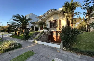 Casa com 4 quartos à venda em jurerê internacional, florianópolis  por r$ 4.950.000